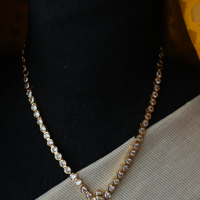Heritage gold plated short necklace H0023