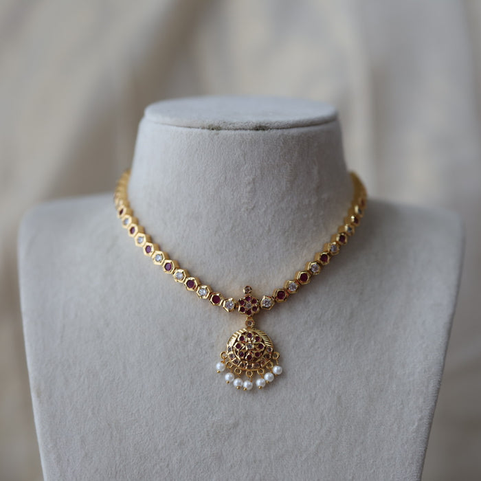 Heritage gold plated ruby white stone short necklace with earrilgs H3311