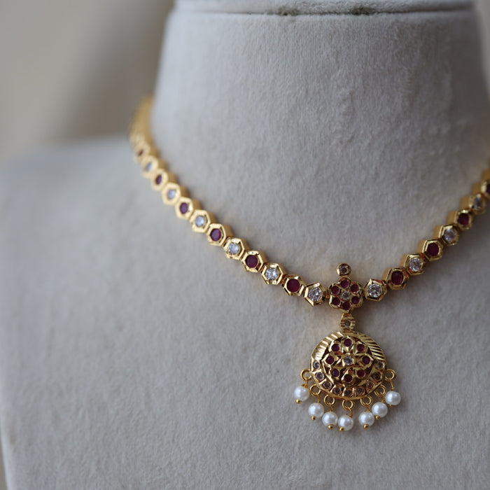 Heritage gold plated ruby white stone short necklace with earrilgs H3311