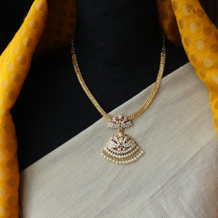 Heritage gold plated ruby white stone short necklace H8912