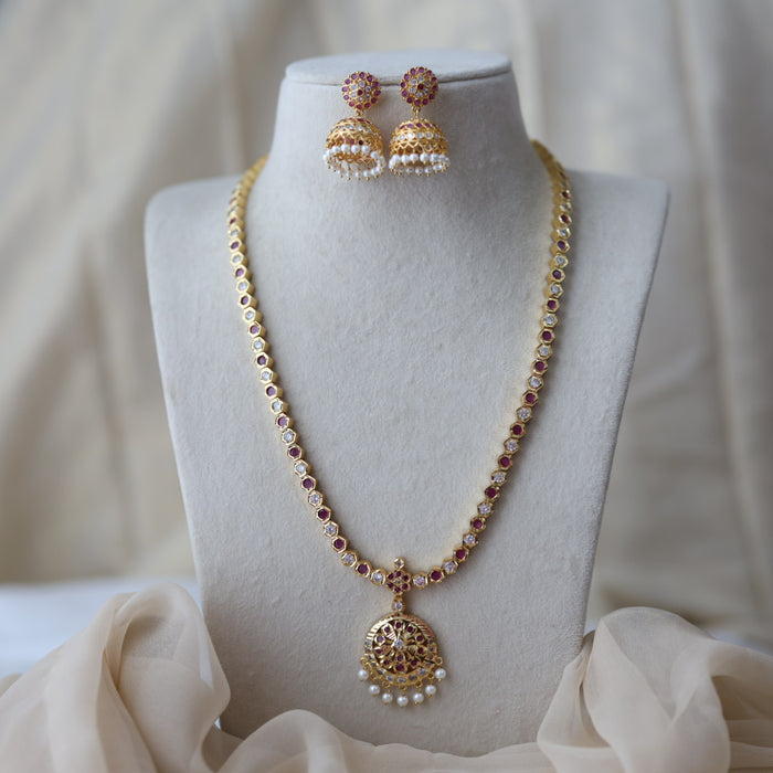 Heritage gold plated ruby white stone long necklace with earrilgs HL3311