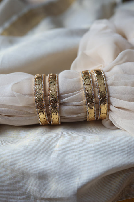 Heritage gold plated white stone bangle HB3567889