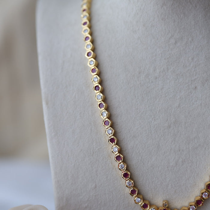 Heritage gold plated ruby white stone long necklace with earrilgs HL3311