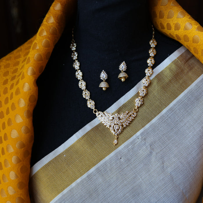 Heritage gold plated short necklace with earrings H2535