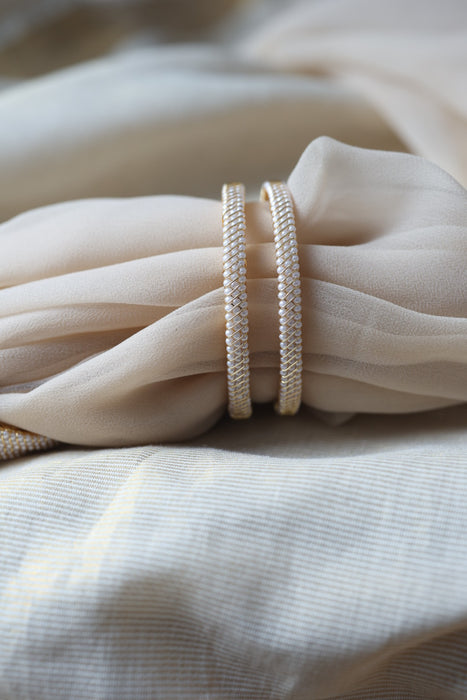Heritage gold plated white stone bangle HB62566