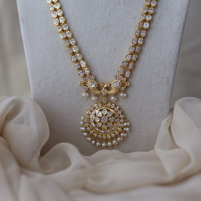 Heritage gold plated white stone long necklace with earrilgs HL9922