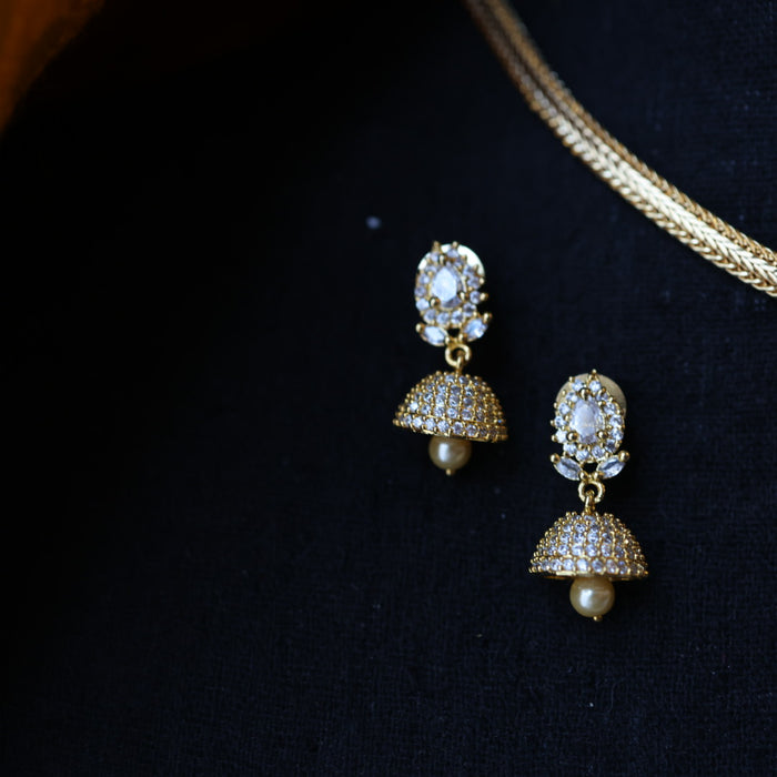 Heritage white stone short necklace and earrings H437