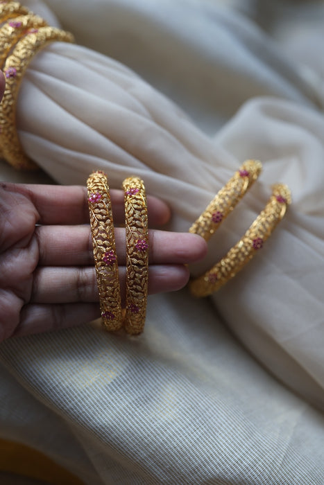 Heritage gold plated white stone bangle HB445
