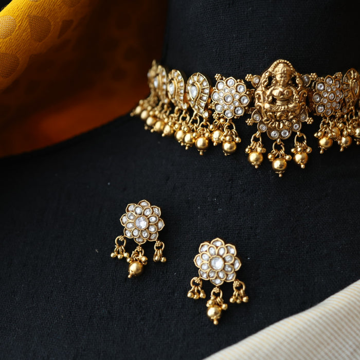 Antique white stone choker necklace and earrings CCB20981