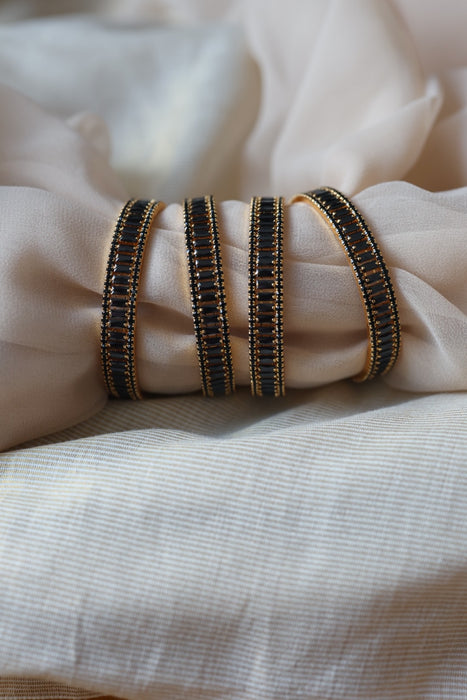 Heritage gold plated white stone bangle HB5324