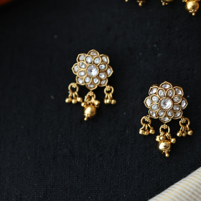 Antique white stone choker necklace and earrings CCB20981