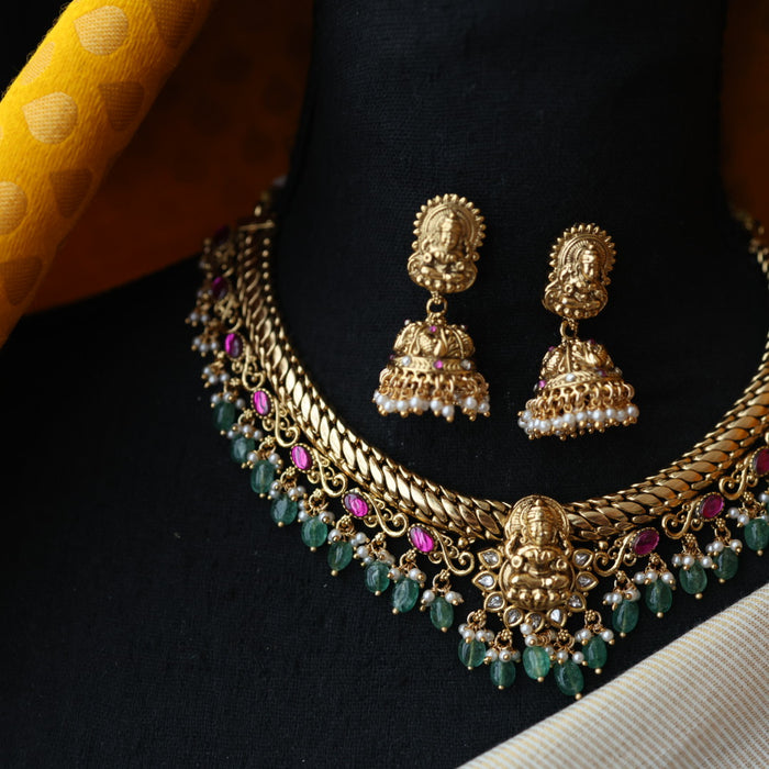 Antique green bead temple design short necklace with earrings SS115678