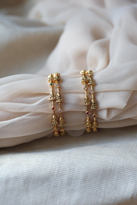 Heritage gold plated white stone bangle HB4323