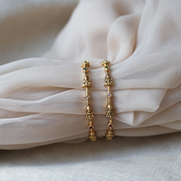 Heritage gold plated white stone bangle HB4323