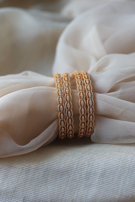 Heritage gold plated white stone bangle HB1321
