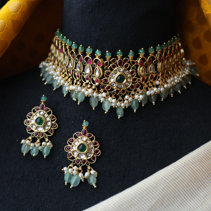 Antique green pearl choker necklace and earrings CCB20978