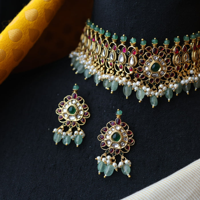 Antique green pearl choker necklace and earrings CCB20978