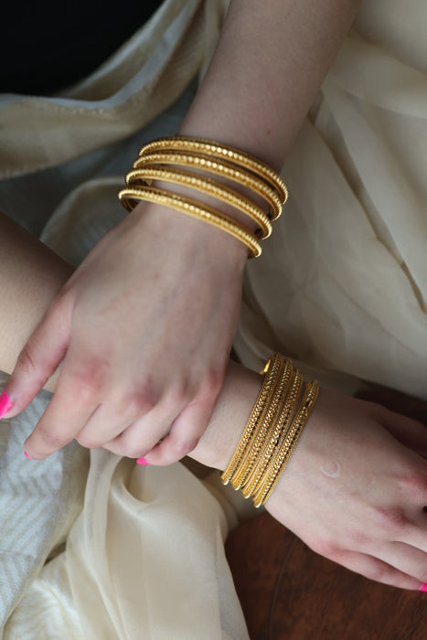 Heritage gold plated white stone bangle HB2344