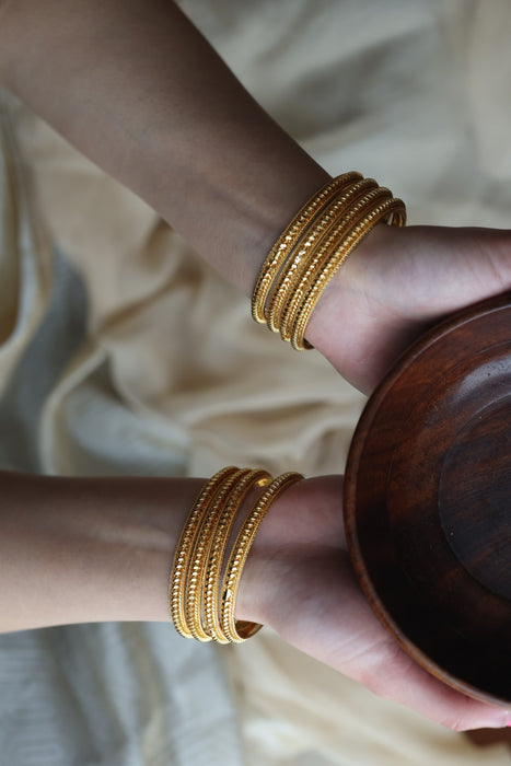 Heritage gold plated white stone bangle HB2344