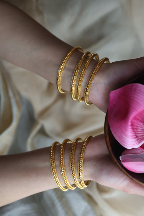 Heritage gold plated white stone bangle HB2344