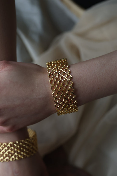 Heritage gold plated white stone bangle HB5677 ( 1 bangle)