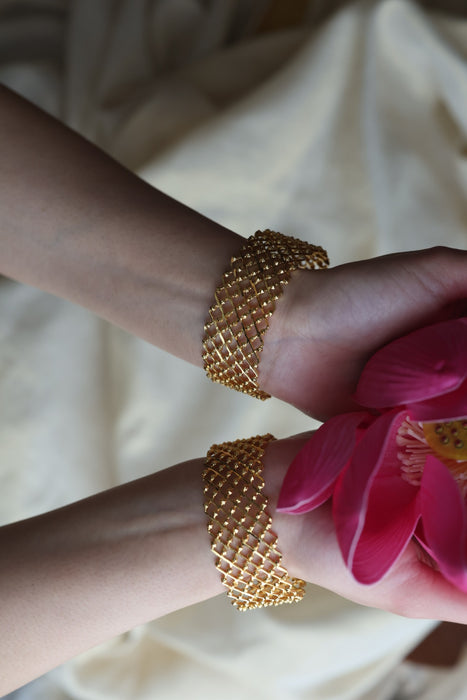 Heritage gold plated white stone bangle HB5677 ( 1 bangle)