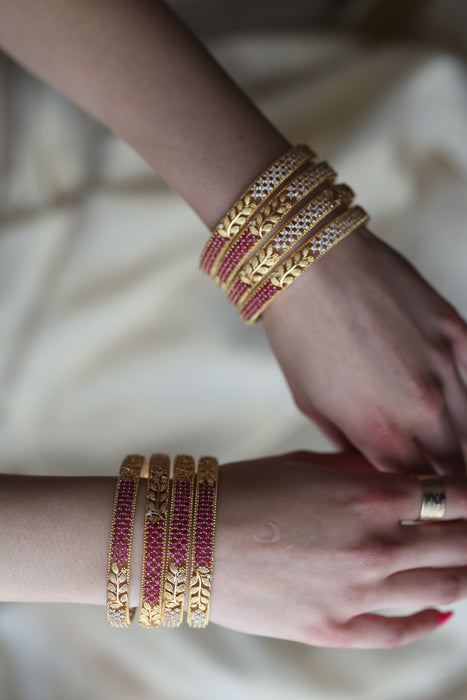 Heritage gold plated white stone bangle HB6963