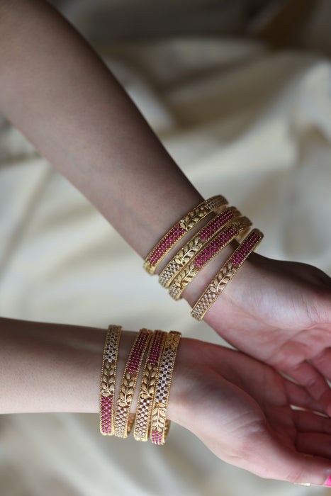 Heritage gold plated white stone bangle HB6963
