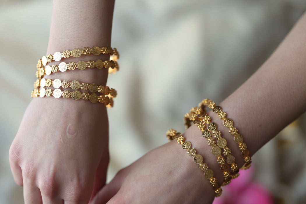 Heritage gold plated coin design bangle HB3554