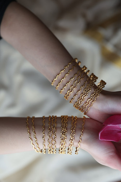 Heritage gold plated white stone bangle HB1344