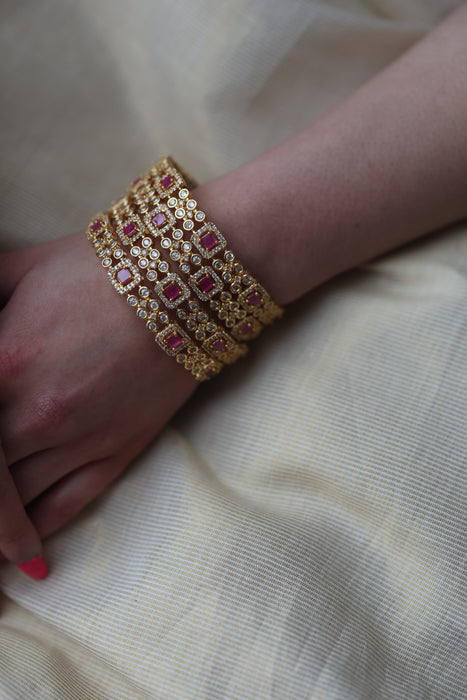 Heritage gold plated white stone bangle HB35232