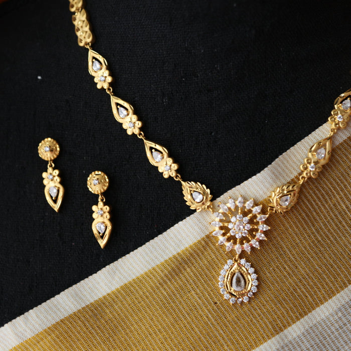 Heritage gold plated short necklace with earrings H6719