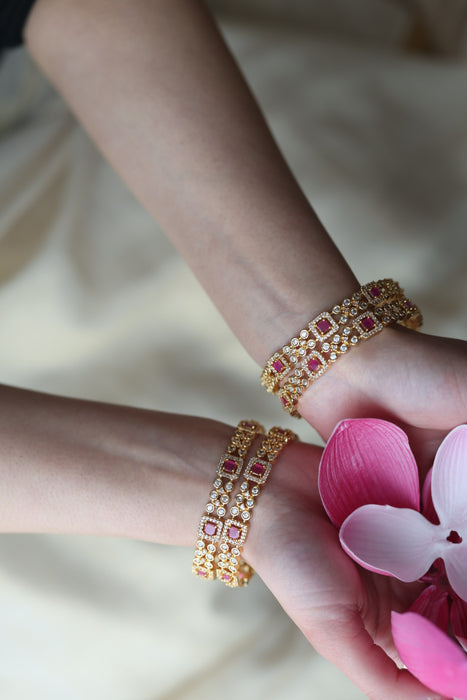 Heritage gold plated white stone bangle HB35232