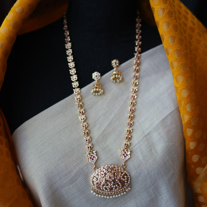 Heritage gold plated pearl padakam long necklace and jumka HP53244