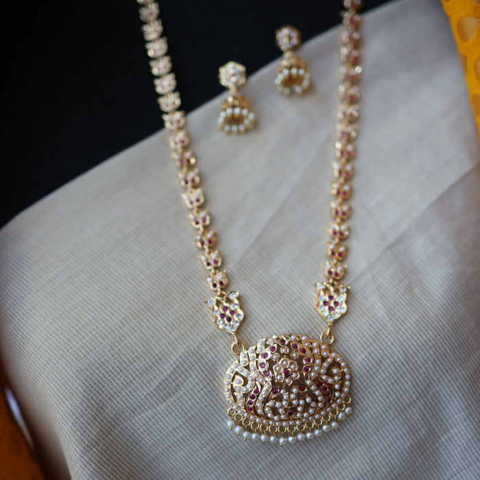 Heritage gold plated pearl padakam long necklace and jumka HP53244