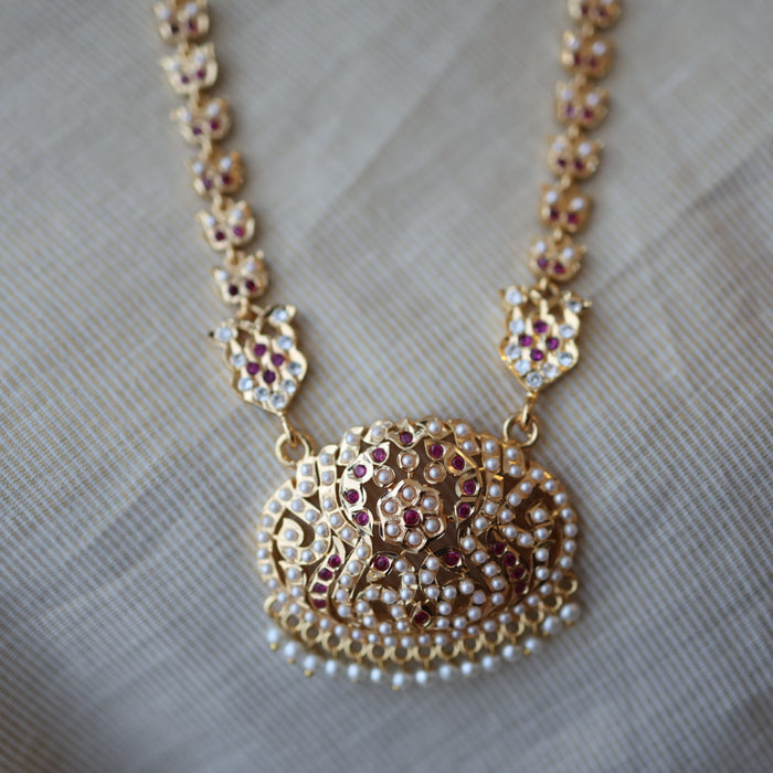 Heritage gold plated pearl padakam long necklace and jumka HP53244