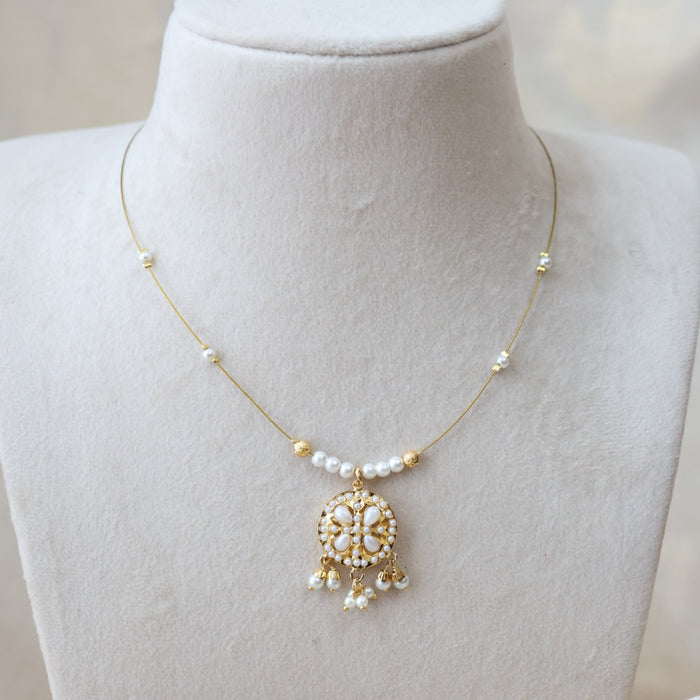 Heritage gold plated invisible short necklace IN646