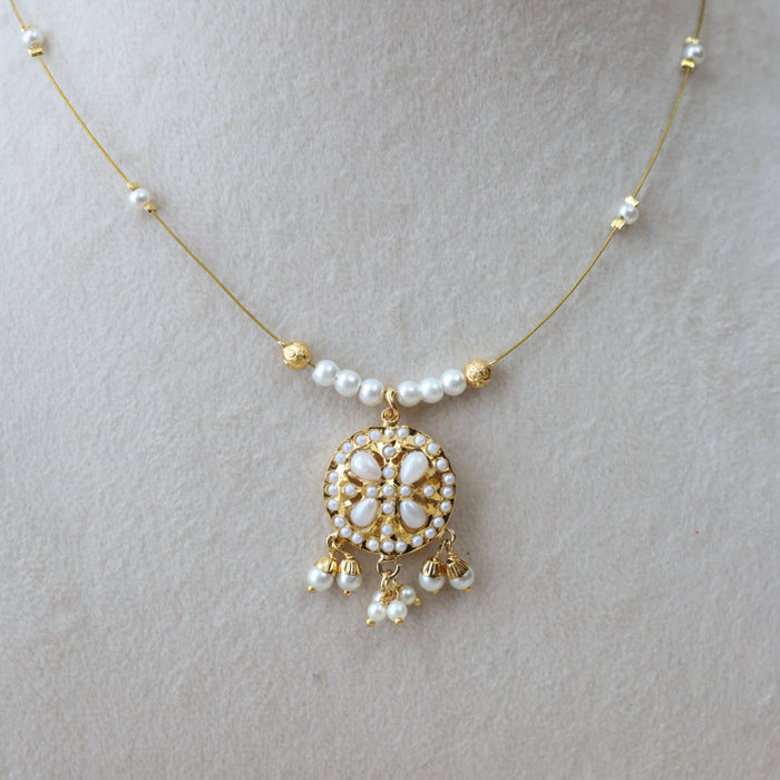 Heritage gold plated invisible short necklace IN646