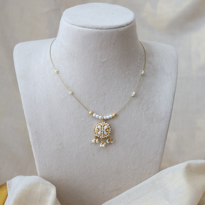 Heritage gold plated invisible short necklace IN646