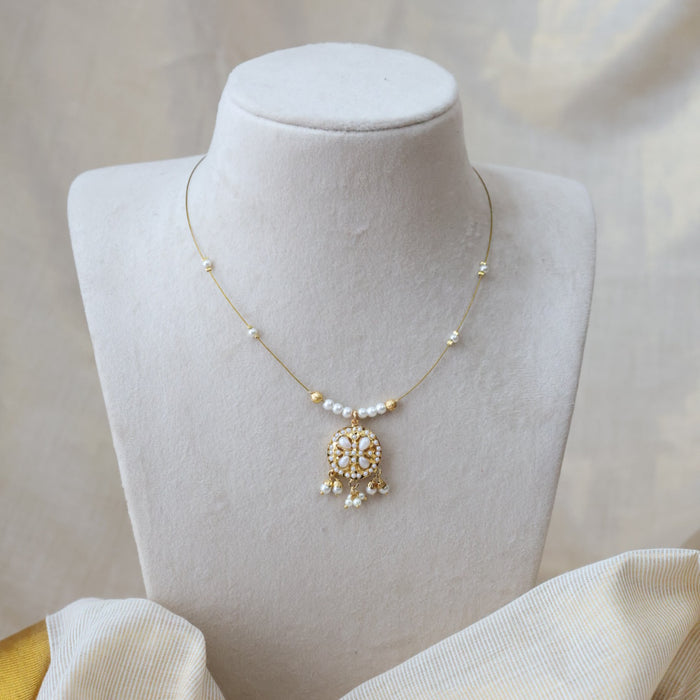 Heritage gold plated invisible short necklace IN646
