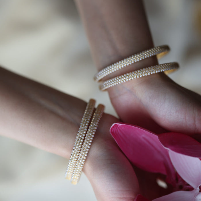 Heritage gold plated white stone bangle HB62566