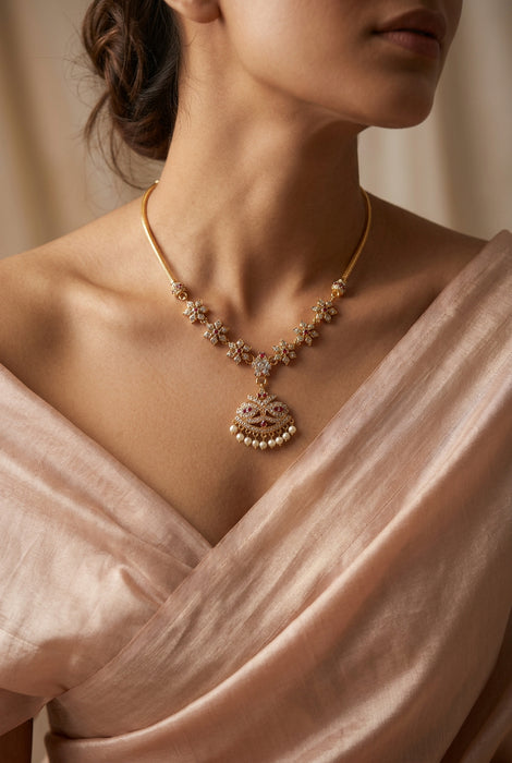 Heritage gold plated ruby white stone pendant necklace HP809