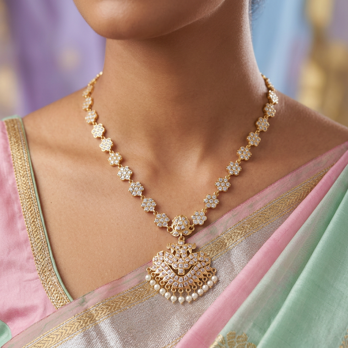 Heritage gold plated white stone short necklace H723