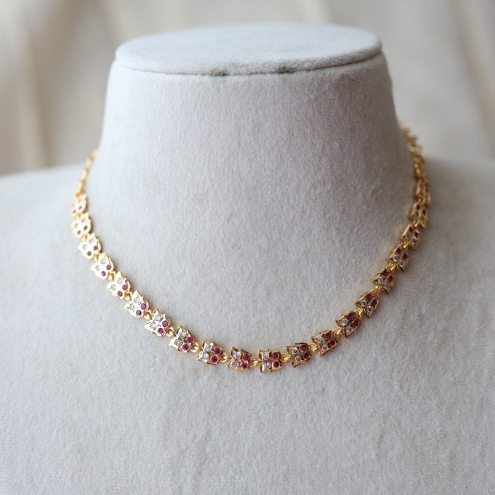 Heritage gold plated ruby white stone short necklace H0245