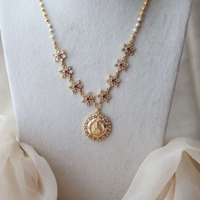 Heritage gold plated ruby white stone pendant lakshmi short chain H2512