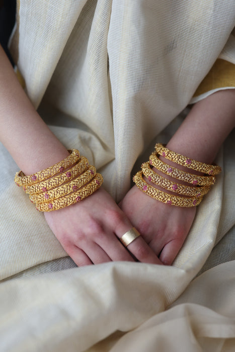 Heritage gold plated white stone bangle HB445