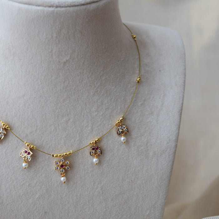 Heritage gold plated invisible short necklace IN672