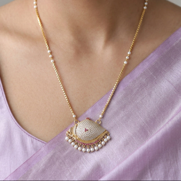 Heritage gold plated ruby white stone pendant sangu long necklace HP1022