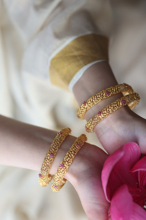 Heritage gold plated white stone bangle HB445