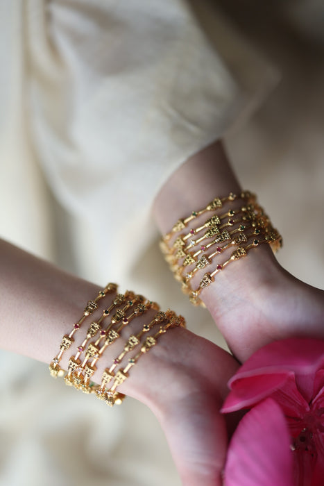 Heritage gold plated white stone bangle HB4323